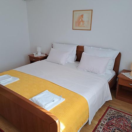 פובליאנה Apartments Pink House מראה חיצוני תמונה