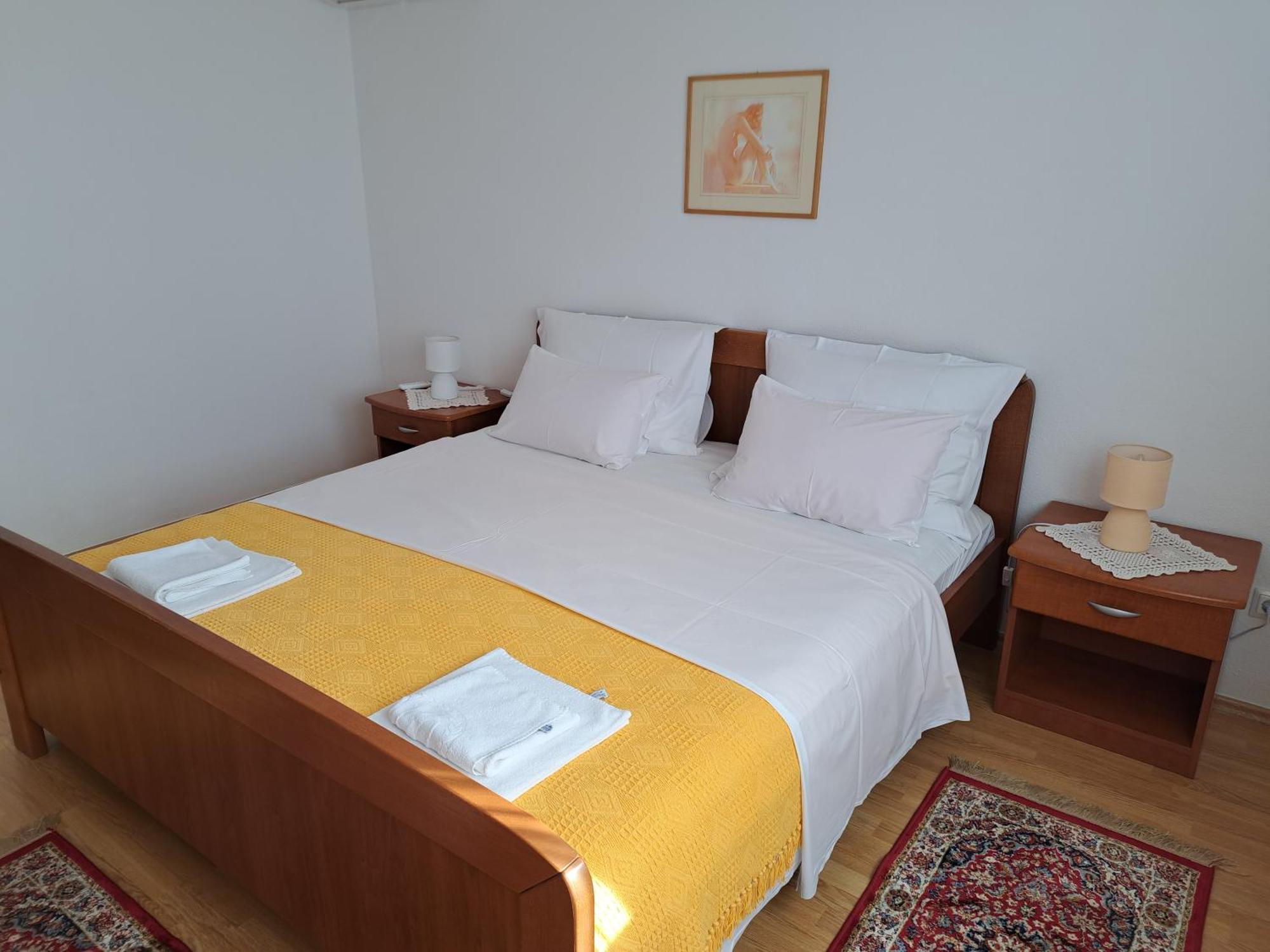 פובליאנה Apartments Pink House מראה חיצוני תמונה